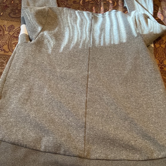 Girls Top - Picture 6 of 6